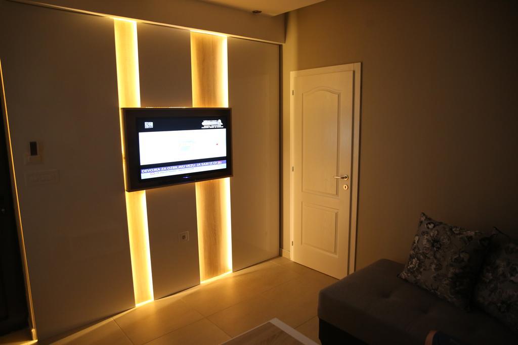 Gold Crown Apartments Jagodina Luaran gambar